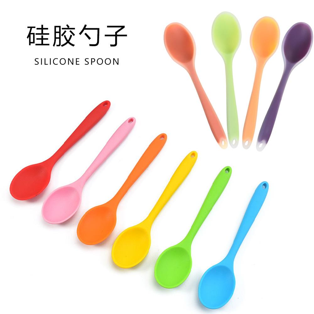 硅胶勺子大号大人吃饭专用食品级筷子勺子便携套装长柄勺虫虫同款
