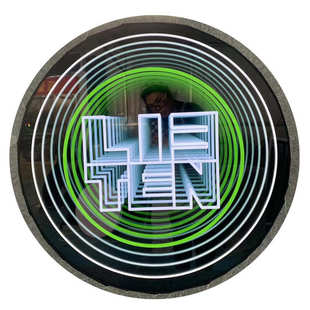 钢化玻璃千层镜网红霓虹灯箱深渊立体景观字加工定制led招牌