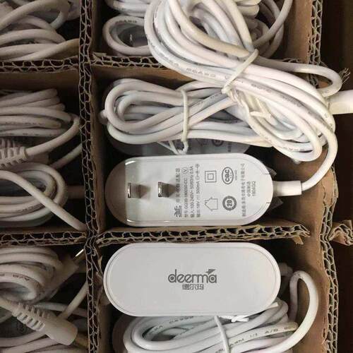 德尔玛手持无线吸尘器VC21VC20PLUS充电器18V500MA电源适配器适用