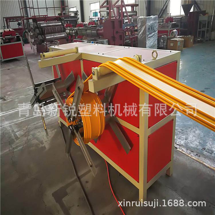 青岛胶州市生产新型PVC止水带设备、塑料止水带生产线SZJ65/132