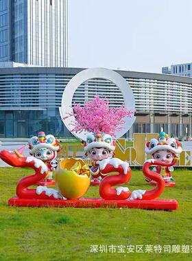 2025卡通蛇新年吉祥物玻璃钢雕塑元旦贺岁商场门店楼盘装饰大摆件