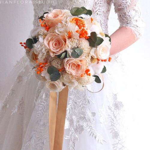 永生花香槟玫瑰新娘手捧花婚纱拍照求婚领证花束装饰客厅花瓶插花