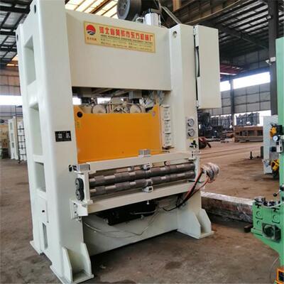 厂家销售立式冲孔机数控异型冲剪机高速冲网机价格实惠