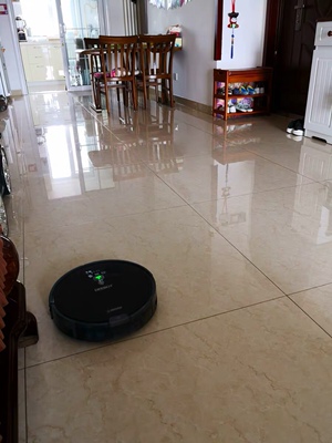 实力对比海尔TAB-T360W和科沃斯DF45哪个好，配置区别在哪里？