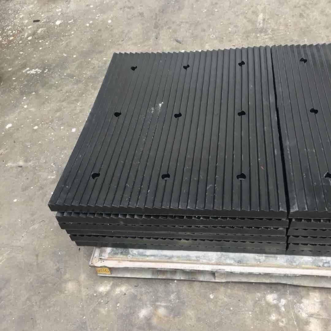 橡胶减噪板地下车库斜坡耐用减速带坡道防滑板降噪减震缓冲带斜坡,五金/工具,路沿坡,淘宝优惠券,粉丝福利购,淘宝优惠卷