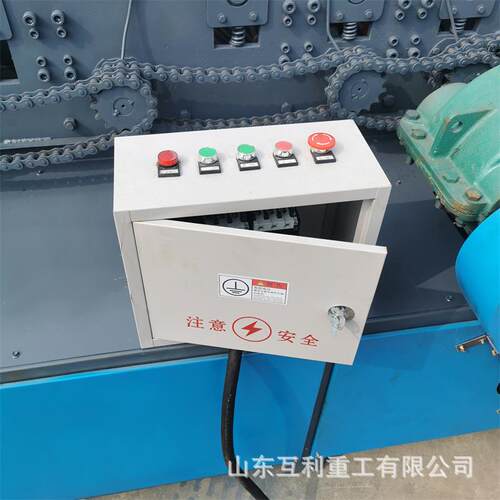 新型多功能钢管调直机 圆管变方管调直除锈刷漆一体机