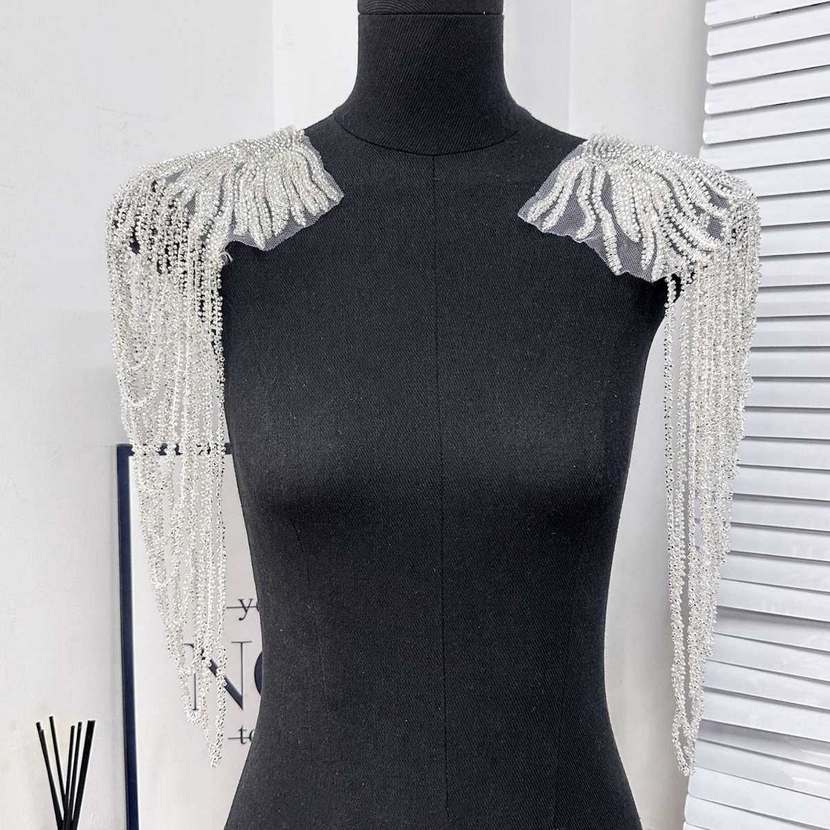 流苏链条亮片肩饰婚纱礼服表演服时尚配饰金色刺绣布贴,居家布艺,布贴,淘宝优惠券,粉丝福利购,淘宝优惠卷