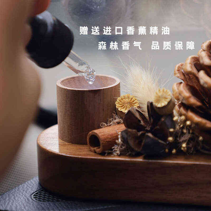 车载香薰植物摆件松果汽车中控台装饰办公桌手工新车礼物圣诞新年