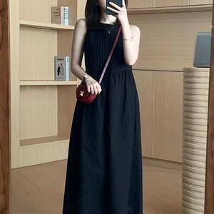 欧洲站爆款无袖背心连衣裙夏装女2026年新款显瘦设计感露肩长裙子