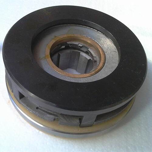 厂家供应摩擦片离合器DLM0-6.3A湿式多片电磁离合器 24v机械设备