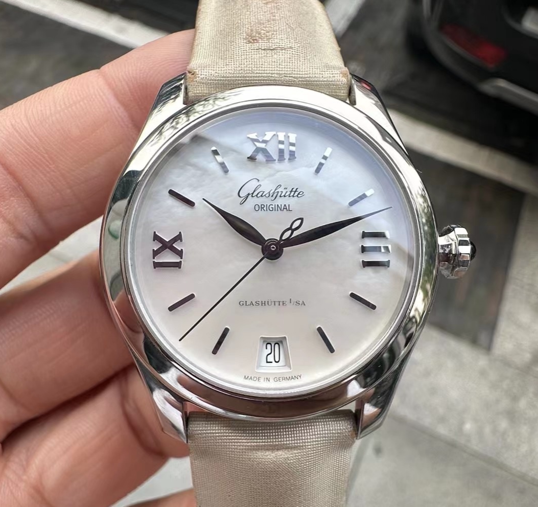 98新36mm格拉苏蒂原创女士系列1-39-22-08-02-44自动机械女表