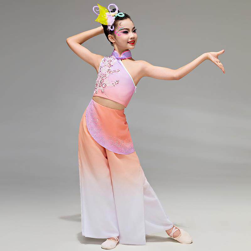 高档童岭南胶歌服演出服女童新款艺州考古典舞陆丰钱鼓民间舞蹈儿