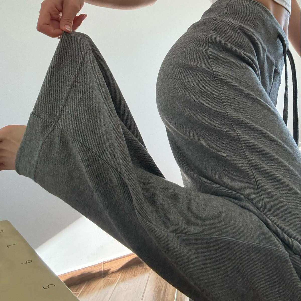 拿铁女孩慵懒松弛感运动健身瑜伽阔腿裤宽松直筒拖地显瘦抖抖裤