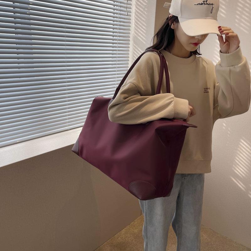 女士短途旅行包新款大容量英伦风出差行李背包手提单肩运动健身包