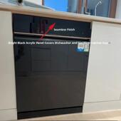 踢脚线 黑色挡板 黑色亚克力光面板覆盖洗碗机上方 缝隙