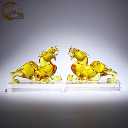 琉璃招财镇宅貔貅摆件一对金黄色水晶工艺礼品摆饰客厅装饰乔迁礼