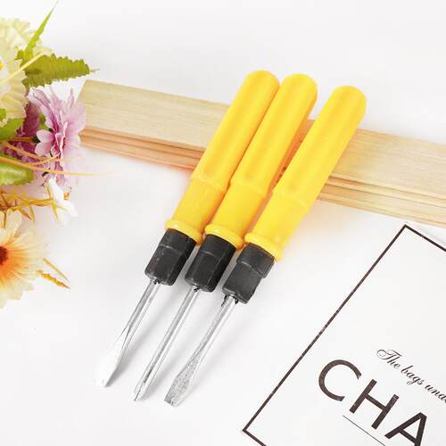 Dual-use screwdriver, multi-functional with both flathead an