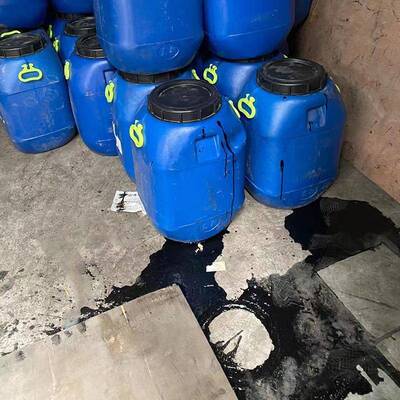 乳化沥青油楼屋顶天面补漏防水涂料木板金属防腐锈漆卷材打底胶泥
