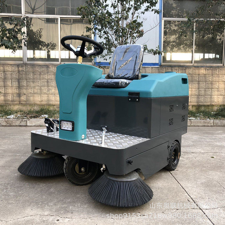 座驾式工业车间吸尘扫地机 全封闭电动环卫清扫机 学校道路扫地车