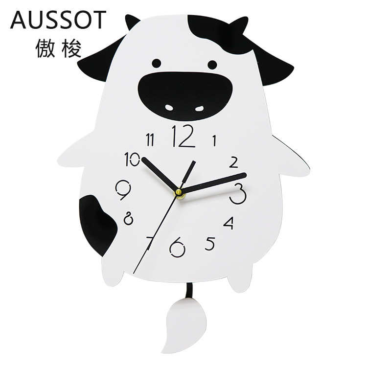 创意客厅装饰奶牛现代简约挂钟 儿童房可爱趣味时钟摇摆挂表壁钟