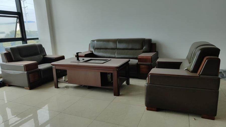 1月17日铜陵通信科技公司的电子办公设备网络拍卖公告