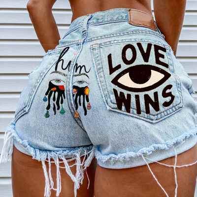 Eye Design Shorts – Women’s Distressed High Waist Shorts