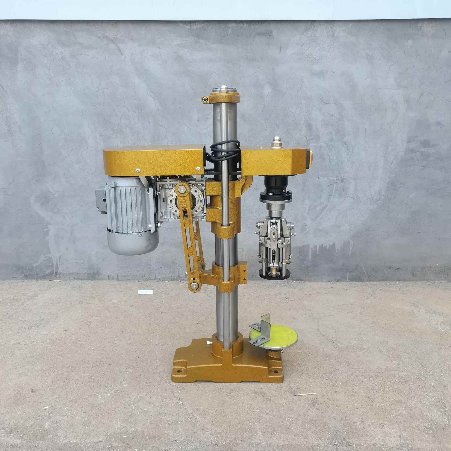 小型半自动玻璃瓶铝盖锁盖机口服液果汁饮料红酒白酒封口机旋盖机