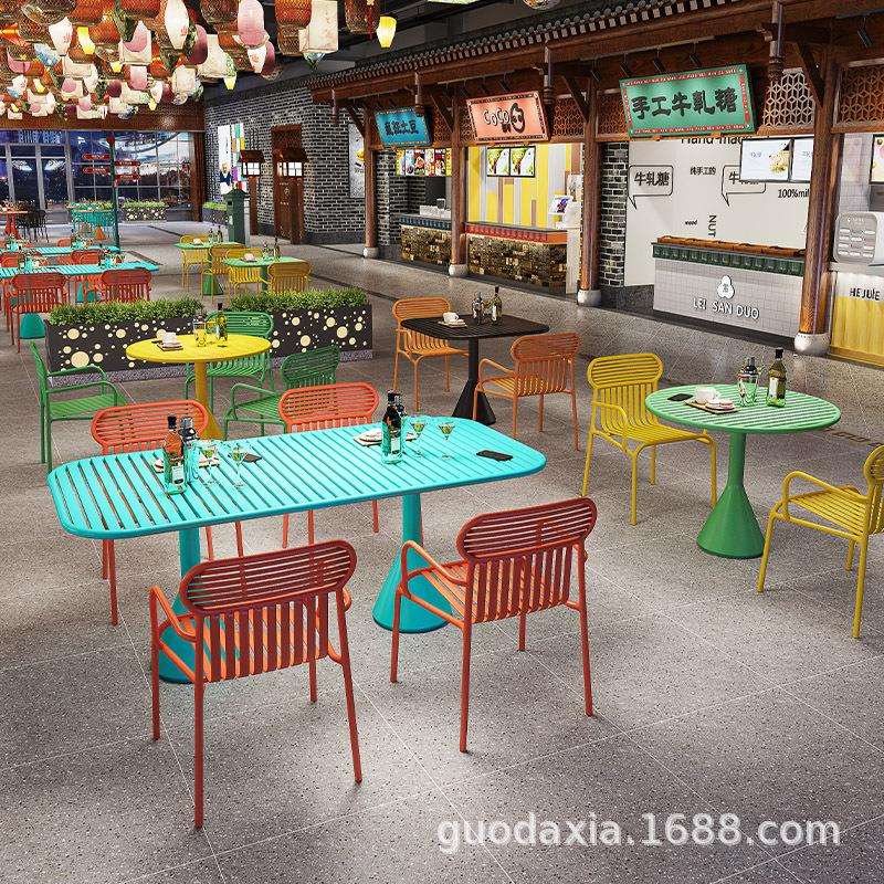 商场餐厅桌椅组合简约现代咖啡厅甜品店特色小吃店铁艺轻奢户外