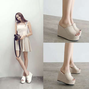 坡跟拖鞋女外穿夏季松糕鞋厚底一字拖防水台小个子高跟凉拖女粉色