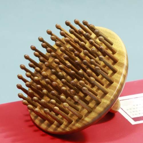 源头厂家木梳羊角男士唇部磨砂膏