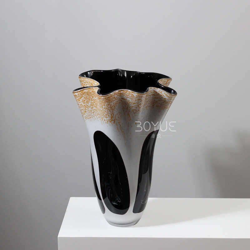 中古风现代简约轻奢手工花瓣口异形琉璃花瓶家居客厅软装饰品摆件,家居饰品,装饰摆件,淘宝优惠券,粉丝福利购,淘宝优惠卷