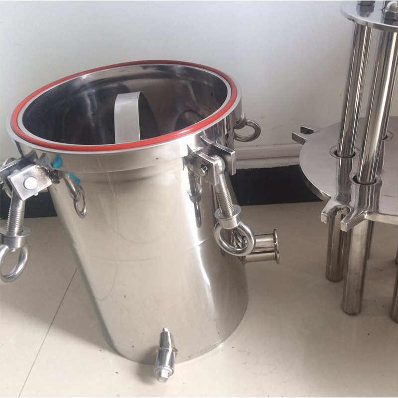 不锈钢管道除铁器食品级液体浆料磁性过滤器吸铁石高强磁棒吸铁器