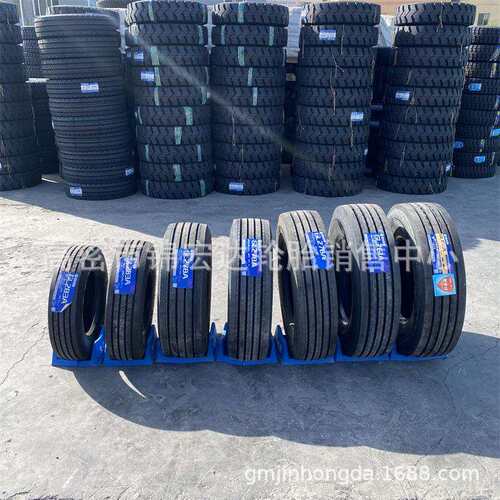 前进钢丝轮胎700/750/825R16 900/1000R20 1100/1200R20货车轮胎