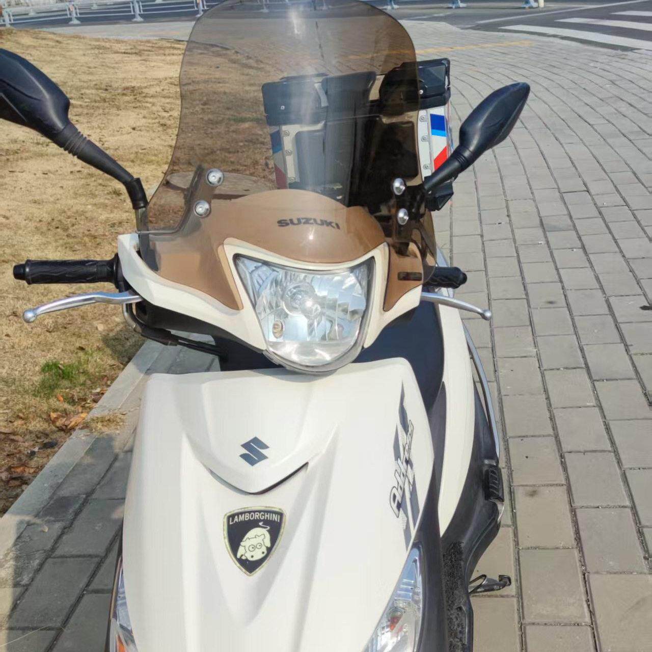 机车档风玻璃适用于 于铃木UU车型 电动车挡风板pmma/ pc改装加大