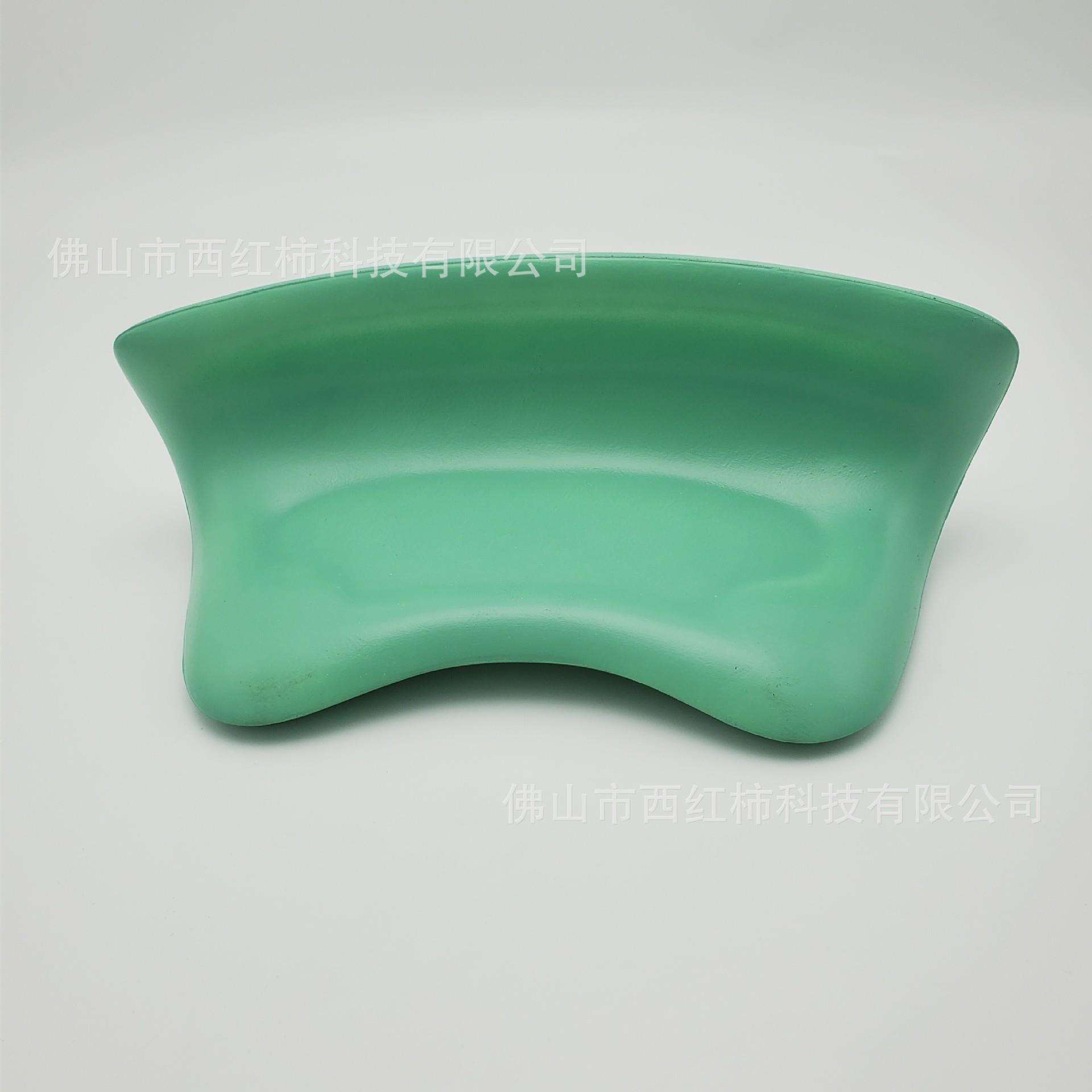 工厂现货PU皮纹防水易洁浴缸枕头枕SPA浴桶通用高弹舒适颈枕头靠
