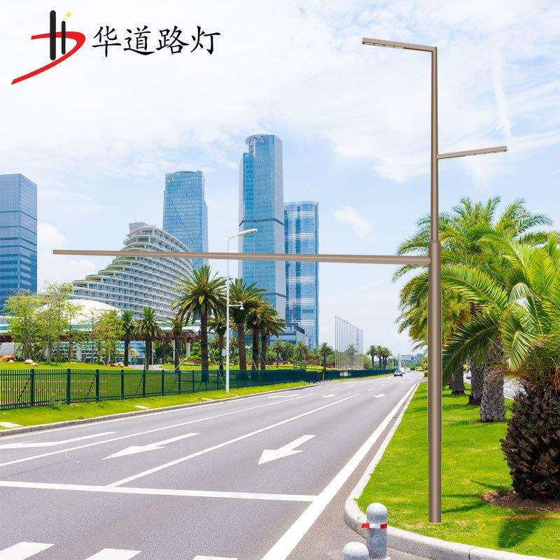 智慧路灯综合杆多功能杆市政交通工程监控标志牌信号灯综合路灯图片