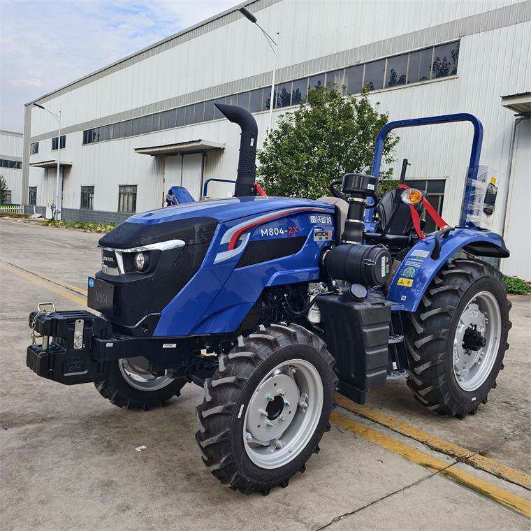 拖拉机农用雷沃804-2X四驱山地丘陵田地旋耕轮式农业蓝色拖拉机