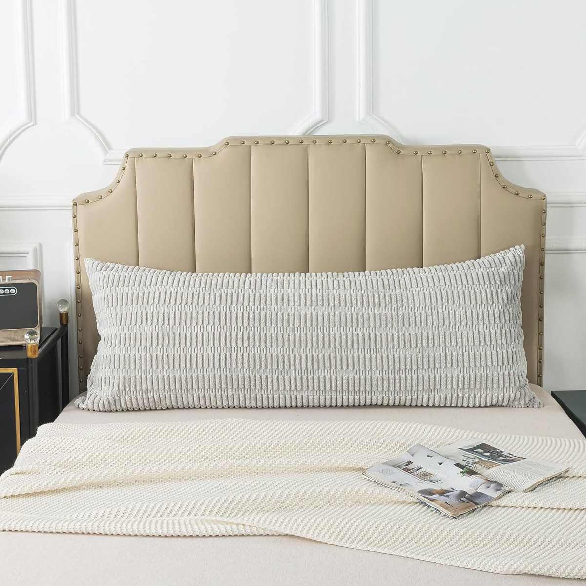 厂家直销跨境玉米粒灯芯绒大靠枕床头软包等身抱枕床上靠垫长条枕