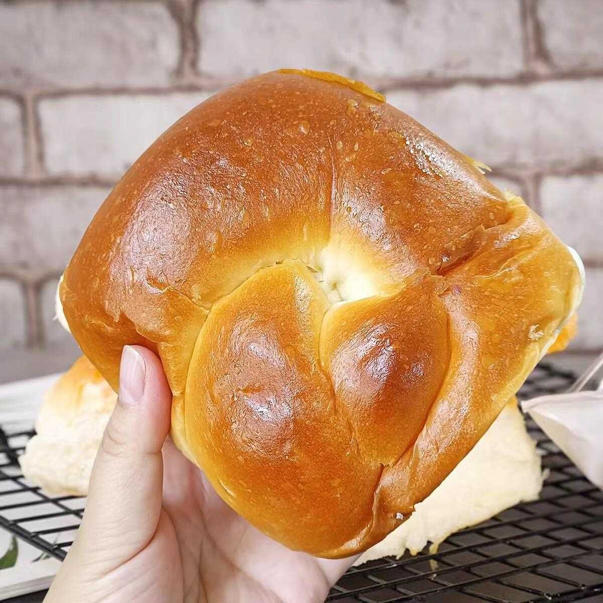 现货充饥代餐面包麦得牛酒花老式面包750克 东北老面包手撕软面包