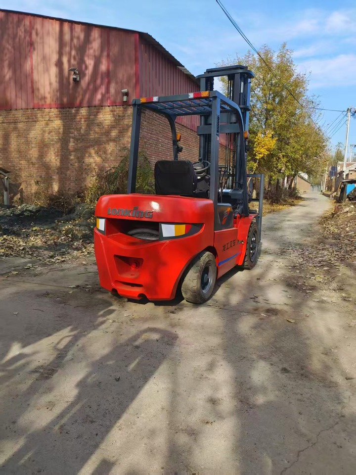 11月29日天津龙工3.5吨叉车升高4米网络拍卖公告