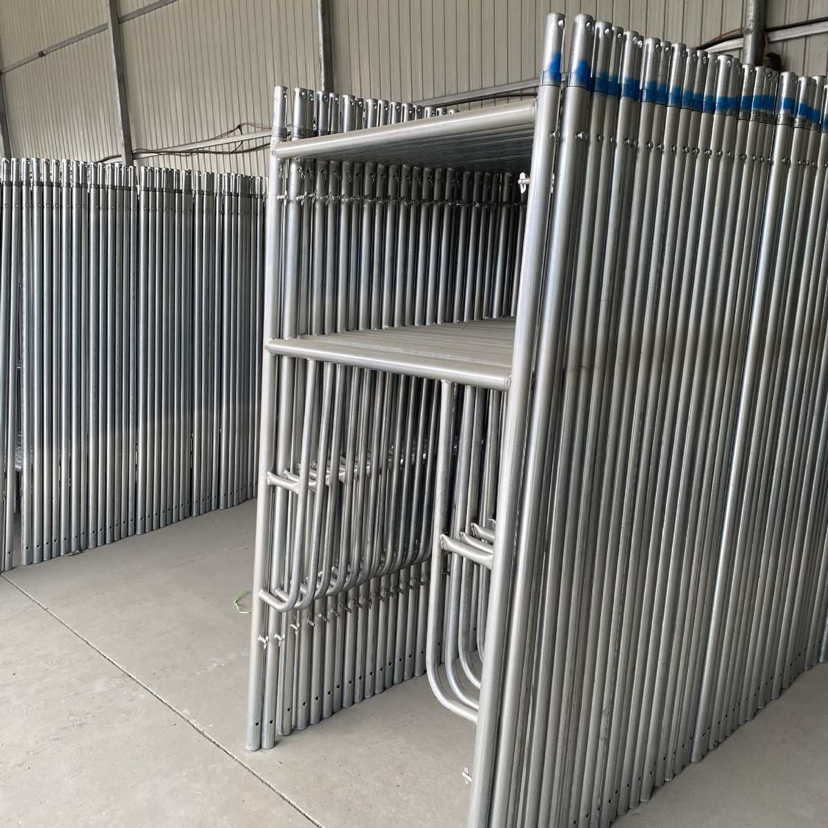 梯形建筑装修   移动脚手架脚手架轮式 工厂源头 门式脚手架