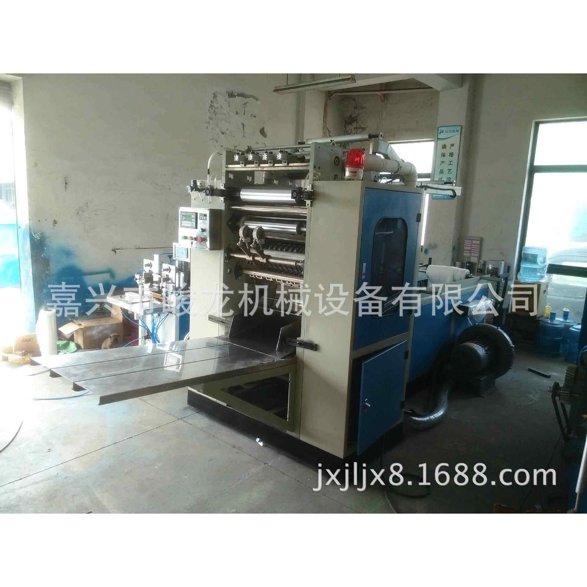 1420型全自动盒装抽式面巾纸折叠机,三排抽纸机设备,纸巾加工机