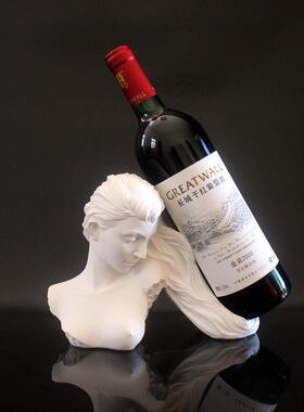 创意美女雕像红酒架现代简约欧式客厅白色人物艺术品家居装饰摆件