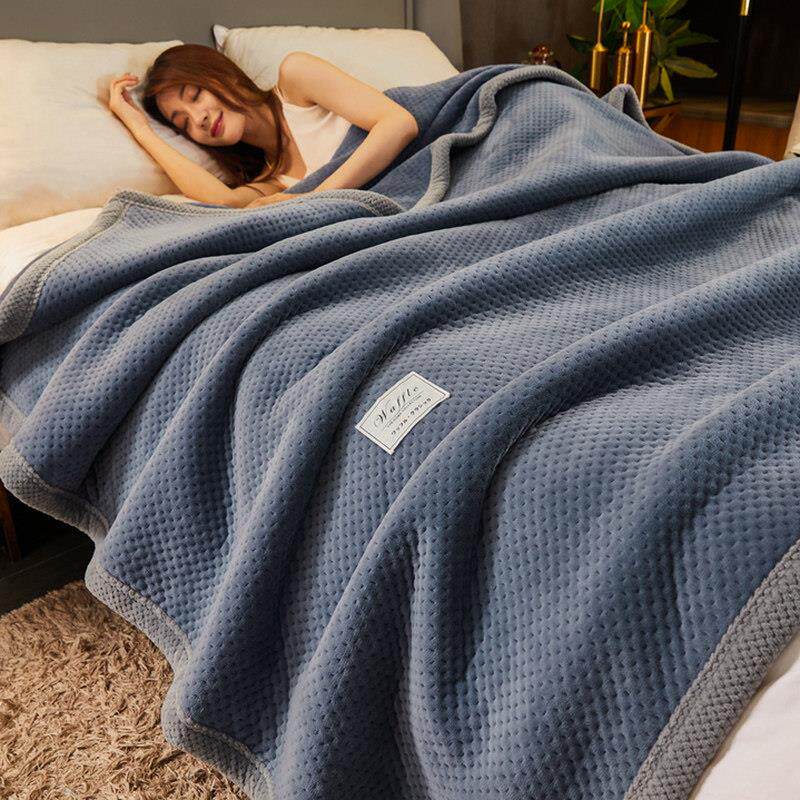 夏季加厚牛奶珊瑚绒毛毯子儿童午睡毯沙发盖毯单人法兰毛绒小被子
