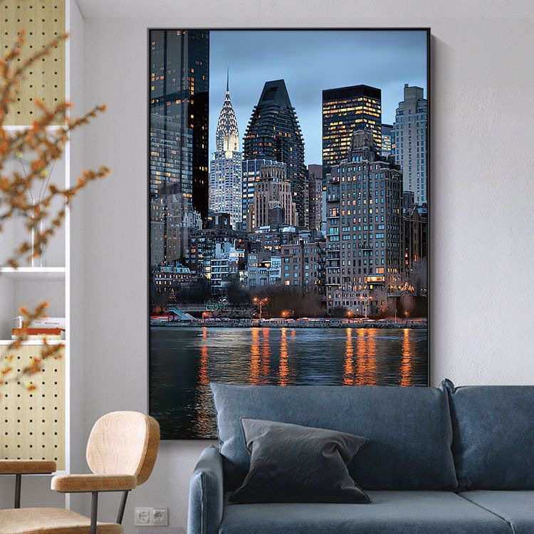 现代简约客厅风景装饰画沙发背景墙城市建筑夜景挂画玄关壁画竖版