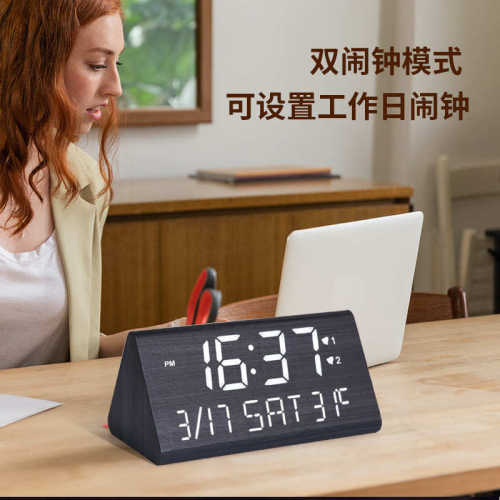 时钟电子万年历台钟声控夜光木头床头静音大字闹钟led贪睡创意钟
