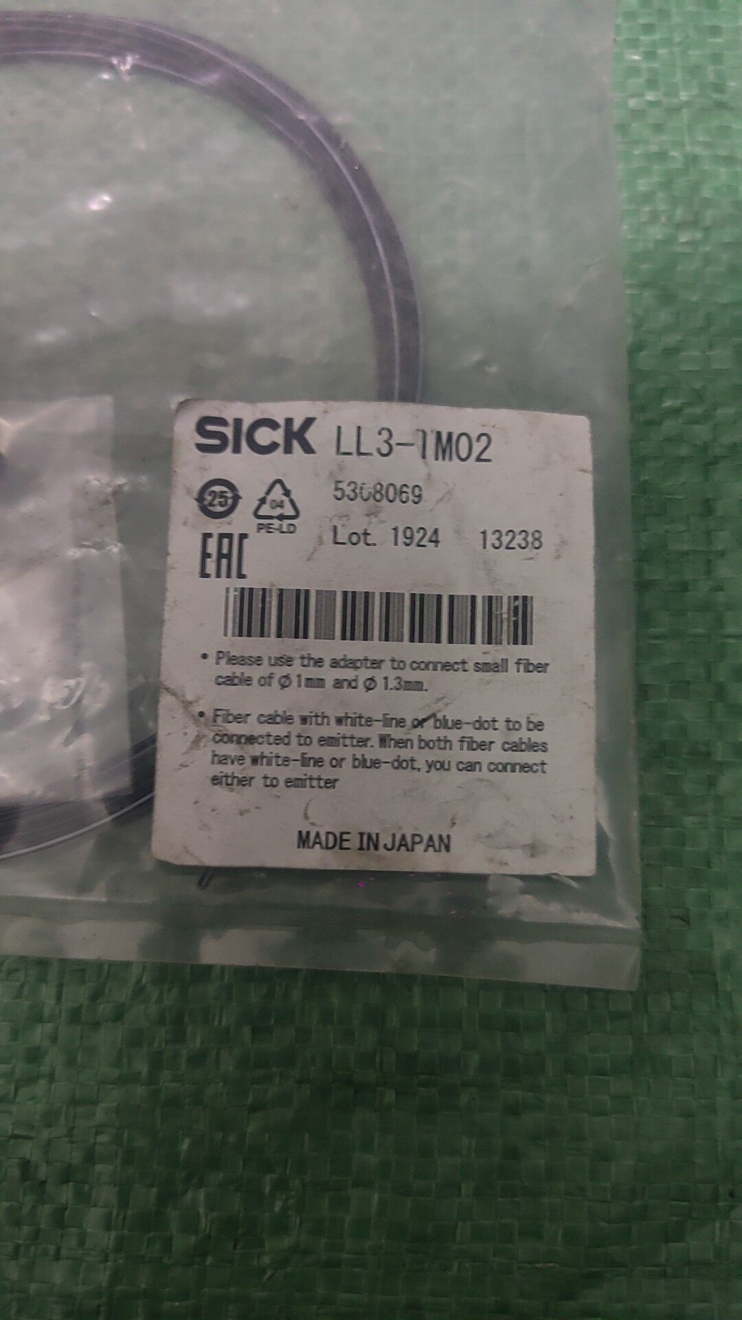 SICK西克光纤传感器，型号LL3-1M02，日本制造。全新