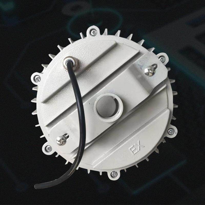 LED眩XHR灯光30W50W80W电厂发电站三防防LED平台灯厂房照泛明