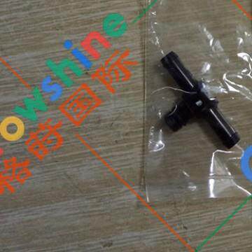 挖机SH130-5，4JJ1喷油器回油管接头三通8-97315231-2 8973152312