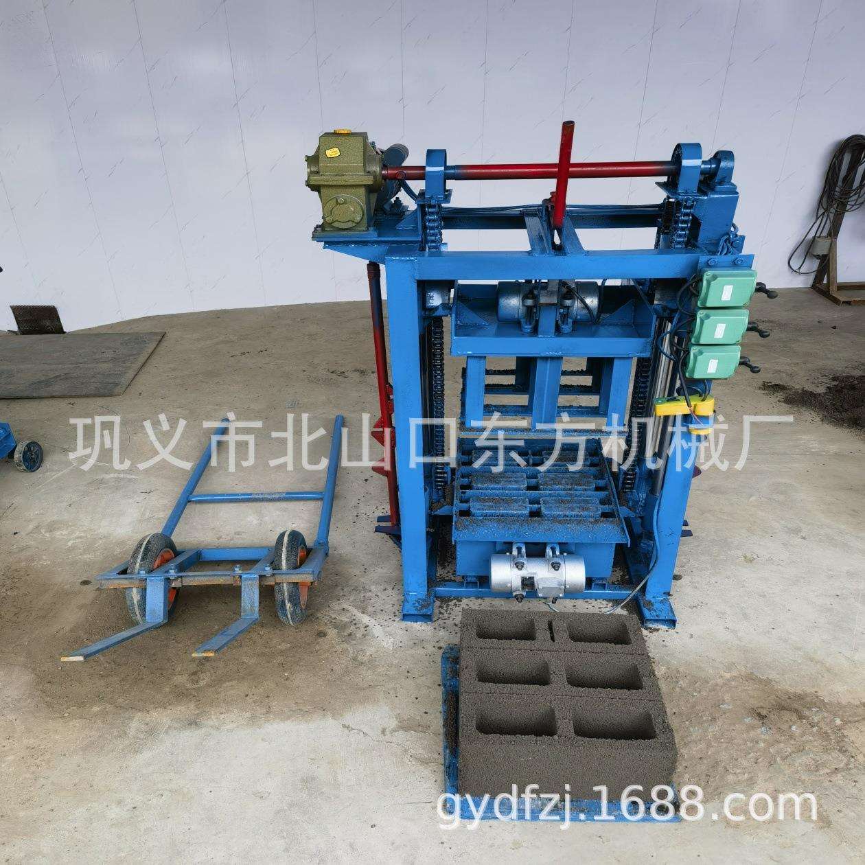 小型水泥免烧砖机4-40型空心水泥制砖机多规格家用混凝土砌块砖机